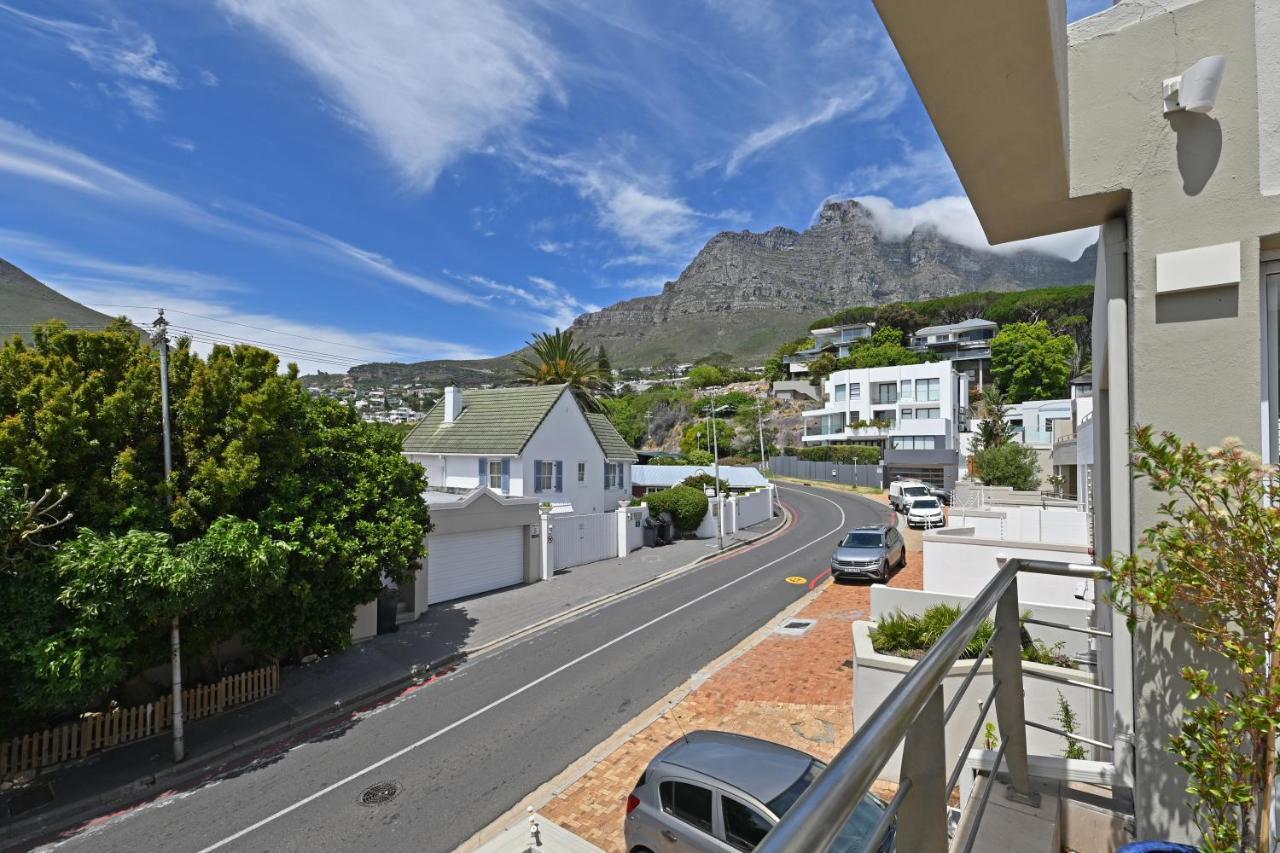 Holiday home Elegant Camps Bay With Pool 150m To *